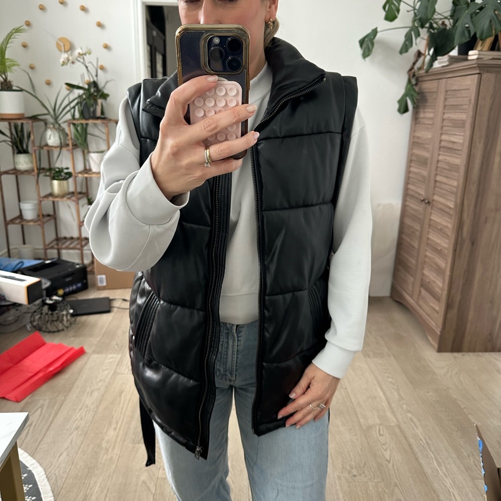 Dynamite Black Quilted Puffer Vest with belt